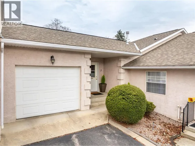 210 20TH S Avenue Unit# 7, Creston, British Columbia V0B1G5