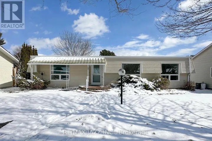 13 STEELHEAD LANE, Clarington (Newcastle), Ontario L1B1B4