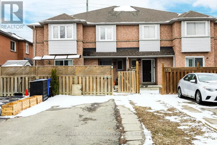 590 PINDER AVENUE, Newmarket (Stonehaven-Wyndham), Ontario L3X2A3
