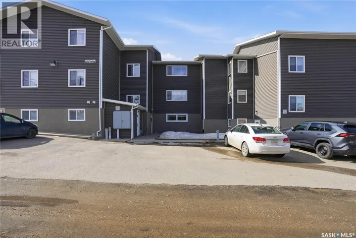 #3 221 Main STREET S, Moose Jaw, Saskatchewan S6H2R4