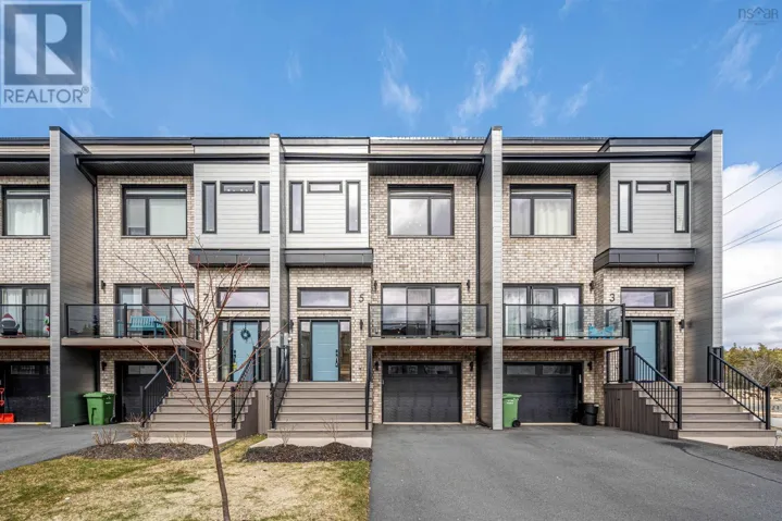 5 Trekker Drive, Bedford, Nova Scotia B4B2K7