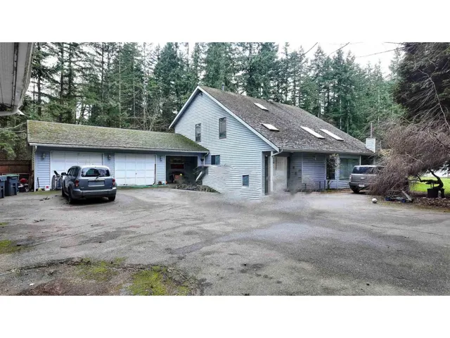 20108 32 AVENUE, Langley, British Columbia V2Z2E1