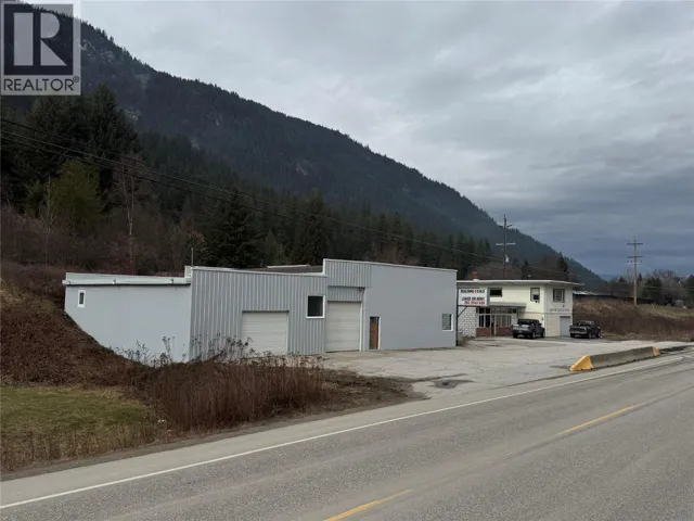 1503 3A Highway, Castlegar, British Columbia V1N4M7