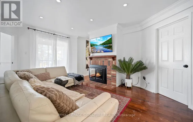 242 - 2110 CLEAVER AVENUE, Burlington (Headon), Ontario L7M3Z4