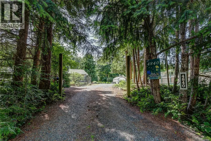 4840 Blue Heron Dr, Bowser, British Columbia V0R1G0