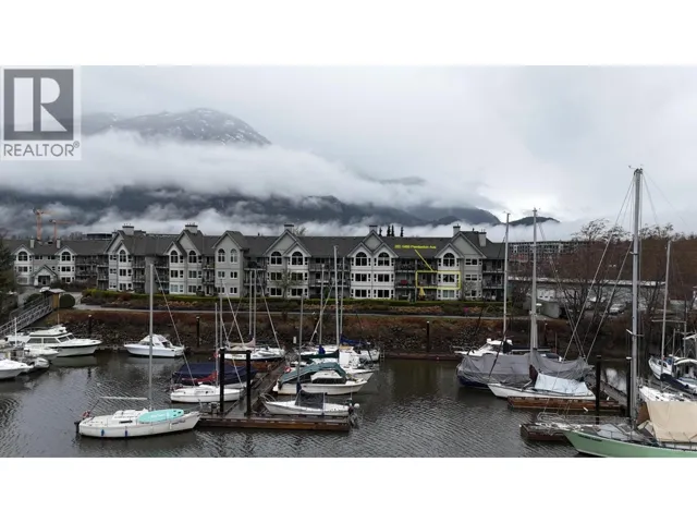 202 1468 PEMBERTON AVENUE, Squamish, British Columbia V8B0K2