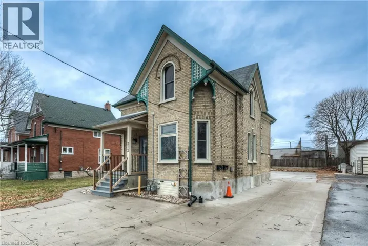 313 WELLINGTON Street N Unit# 2, Kitchener, Ontario N2H5K8