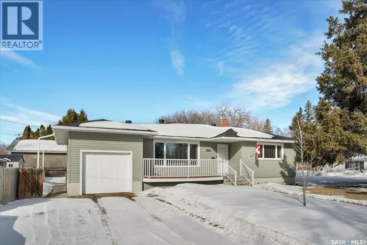 2102 Victoria AVENUE, Saskatoon, Saskatchewan S7J0W7