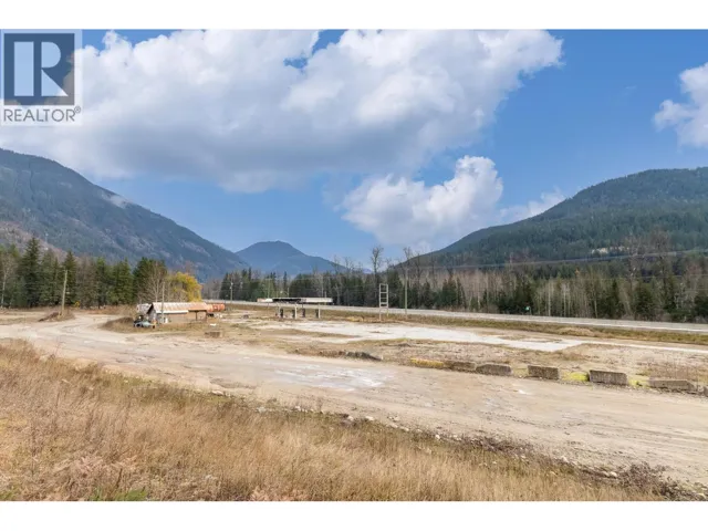 5487 Prosh Frontage Road, Malakwa, British Columbia V0E2J0