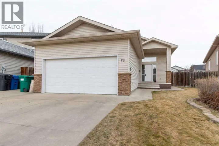 73 Heritage Circle W, Lethbridge, Alberta T1K7T3