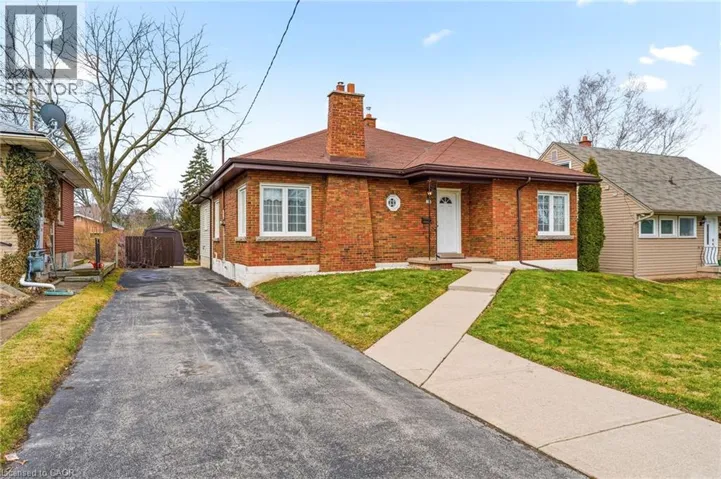 192 EWEN Road, Hamilton, Ontario L8S3C9