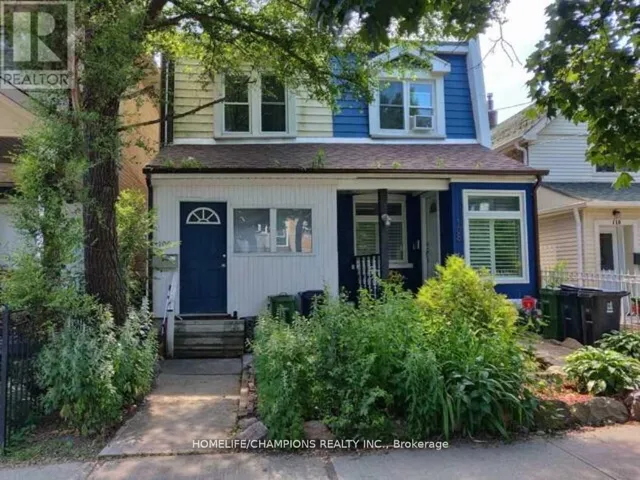 106 LAMB AVENUE, Toronto (Greenwood-Coxwell), Ontario M4J4M6