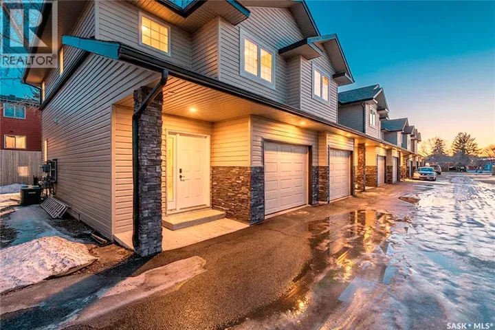 C4 33 Wood Lily DRIVE, Moose Jaw, Saskatchewan S6J1B4