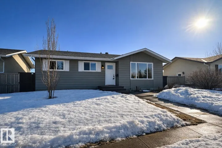 2111 146 AV NW, Edmonton, Alberta T5Y1T6