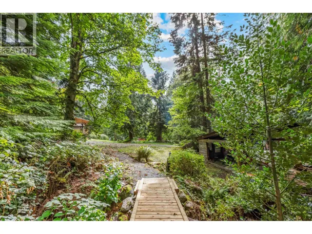 26030 103 AVENUE, Maple Ridge, British Columbia V2W1K1