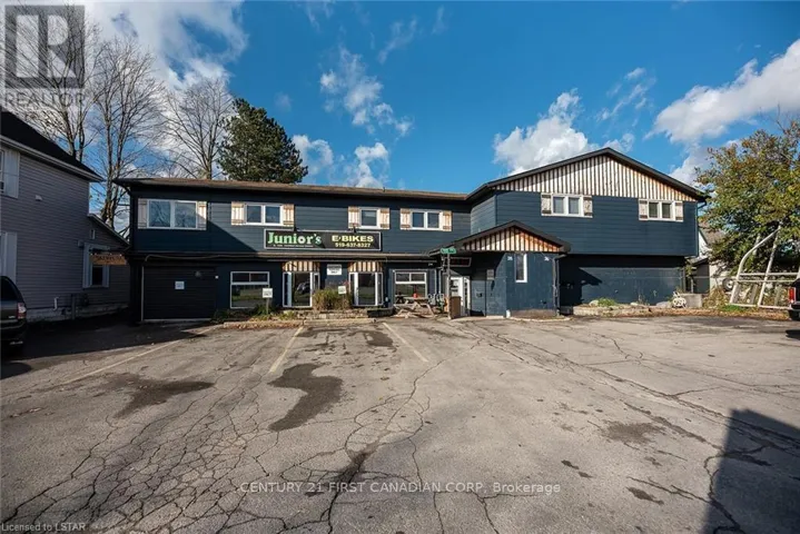 ATRIUM - 28 PRINCESS AVENUE, St. Thomas, Ontario N5R3V4