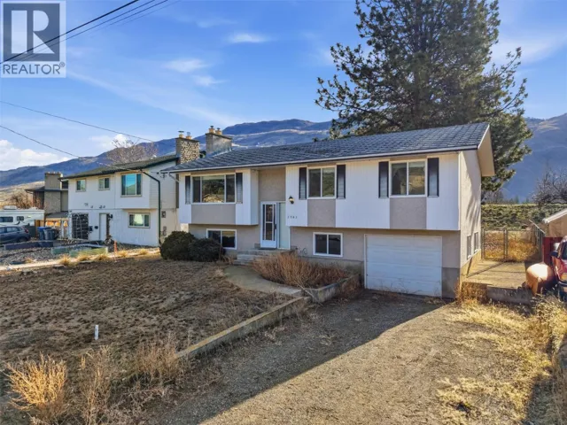 2563 Sandalwood Drive, Kamloops, British Columbia V2B6V3