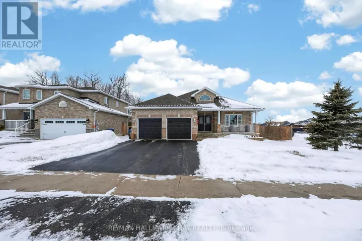 16 SHEPPARD DRIVE, Tay (Victoria Harbour), Ontario L0K2A0