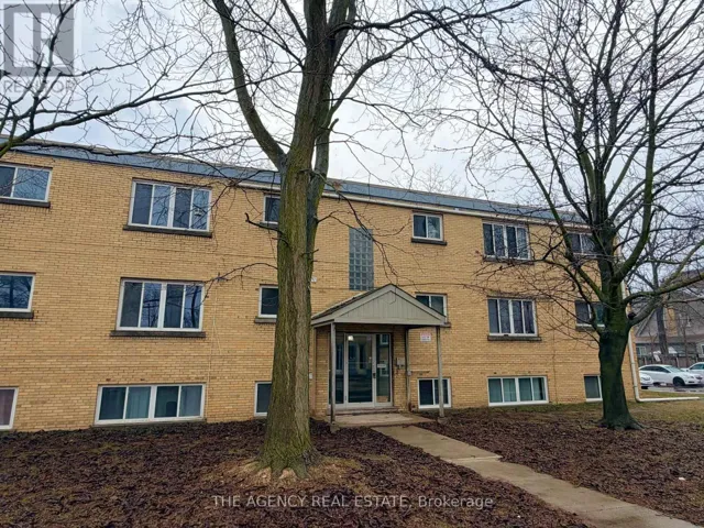 8 - 63 WELLINGTON ROAD, London South (South F), Ontario N6C4M7