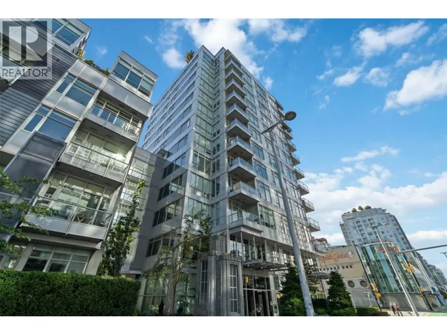 225 108 E 1ST AVENUE, Vancouver, British Columbia V5T0E3