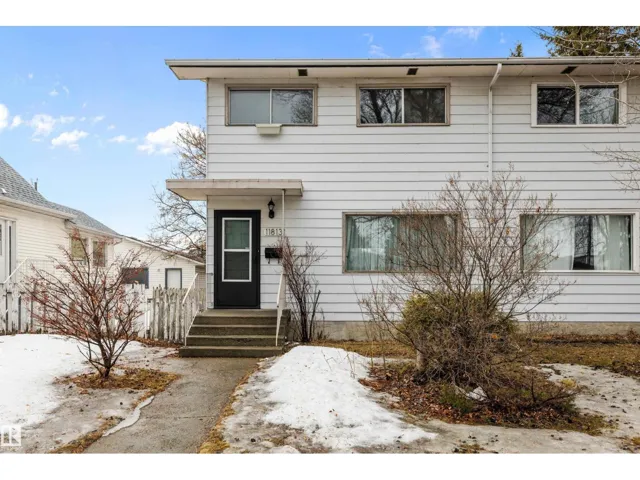 11813 44 ST NW, Edmonton, Alberta T5W2S4