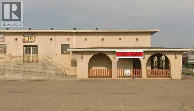 3216 13 Avenue SE, Medicine Hat, Alberta T1B1H8