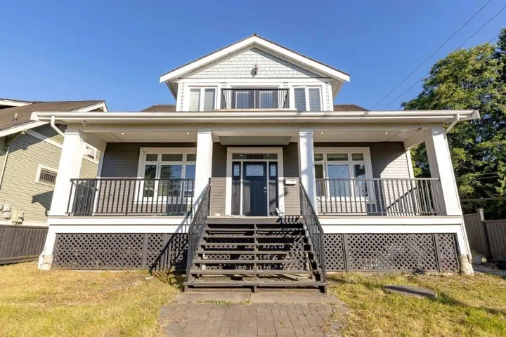 10302 MAIN STREET, Delta, British Columbia V4C2P4