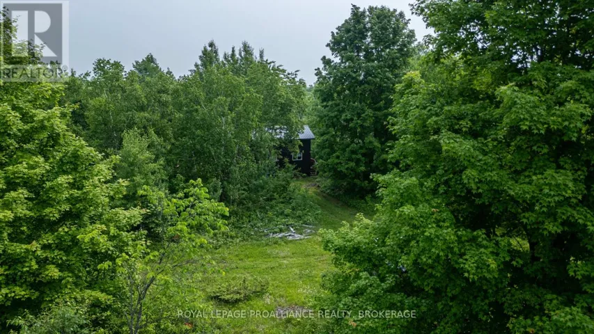 384 BIG CROSBY LAKE ROAD, Rideau Lakes, Ontario K0G1X0