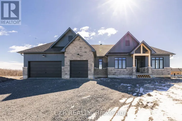 245 TRUDEAU CRESCENT, Russell, Ontario K4R1E5