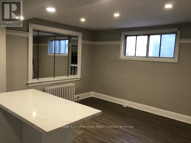 A2 - 647 VAUGHAN ROAD, Toronto (Oakwood Village), Ontario M6E2Y4