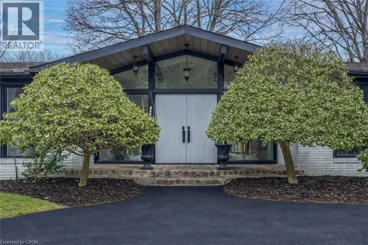 625 SIR RICHARD'S Road, Mississauga, Ontario L5C1A3