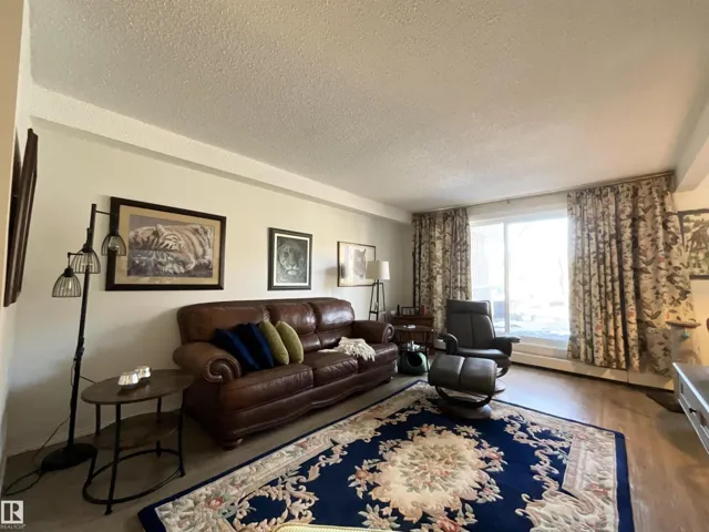 #101 11019 107 ST NW, Edmonton, Alberta T5H2Z6