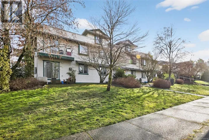 202 2647 Muir Rd, Courtenay, British Columbia V9N8Z4