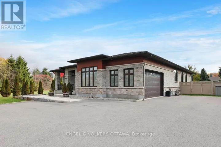 1296 BANKFIELD ROAD, Ottawa, Ontario K4M1C4