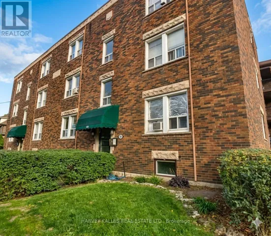 4 - 101 CONNAUGHT AVENUE S, Hamilton (Stipley), Ontario L8M3C4