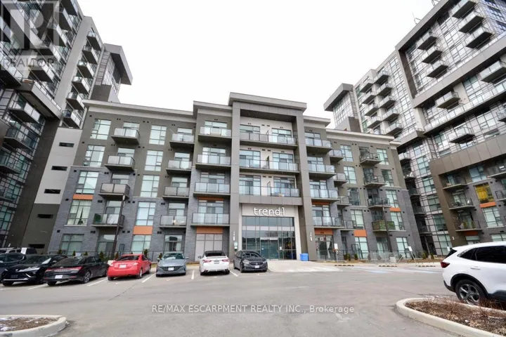 404 - 450 DUNDAS STREET E, Hamilton (Waterdown), Ontario L8B0L7