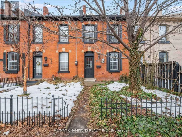 133 VICTORIA AVENUE, Hamilton (Landsdale), Ontario L8L5E6