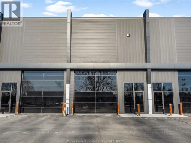 4470 NORTH SERVICE ROAD Unit# 112, Windsor, Ontario N8W5X2