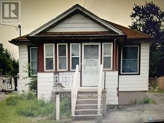 24 LINCOLN AVENUE, St. Catharines (Oakdale), Ontario L2P2C6