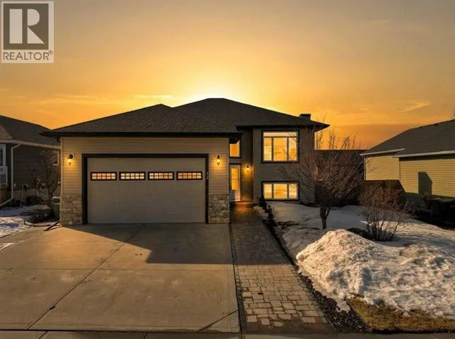 12 Vermont Close, Olds, Alberta T4H0C3