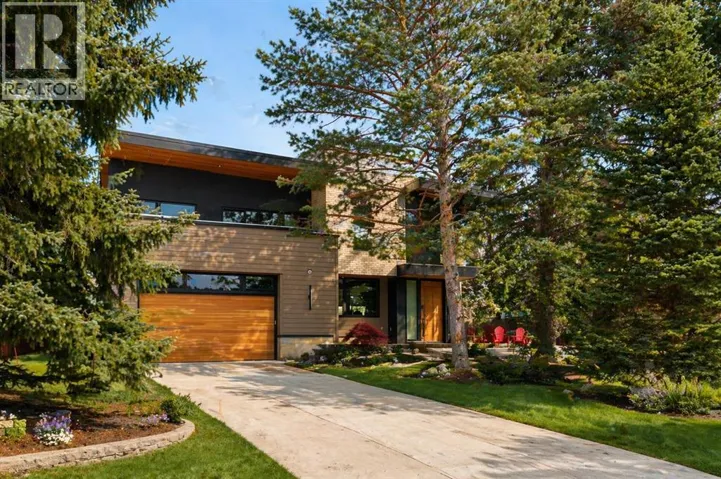 112 Pump Hill Green SW, Calgary, Alberta T2V4L4
