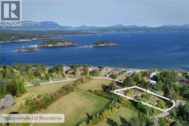 270 Price Rd, Salt Spring, British Columbia V8K2E9