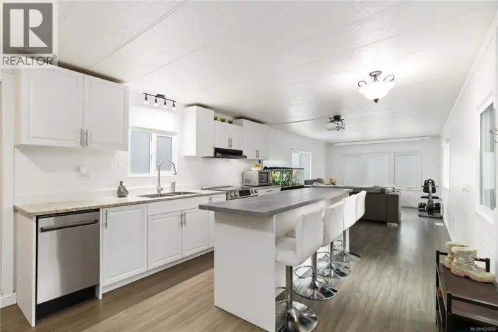 52 2817 Sooke Lake Rd, Langford, British Columbia V9B4P9