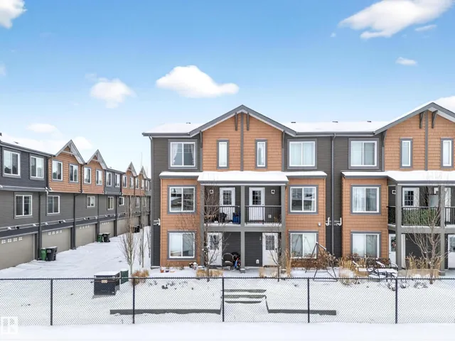 #11 3025 151 AV NW, Edmonton, Alberta T5Y3W4