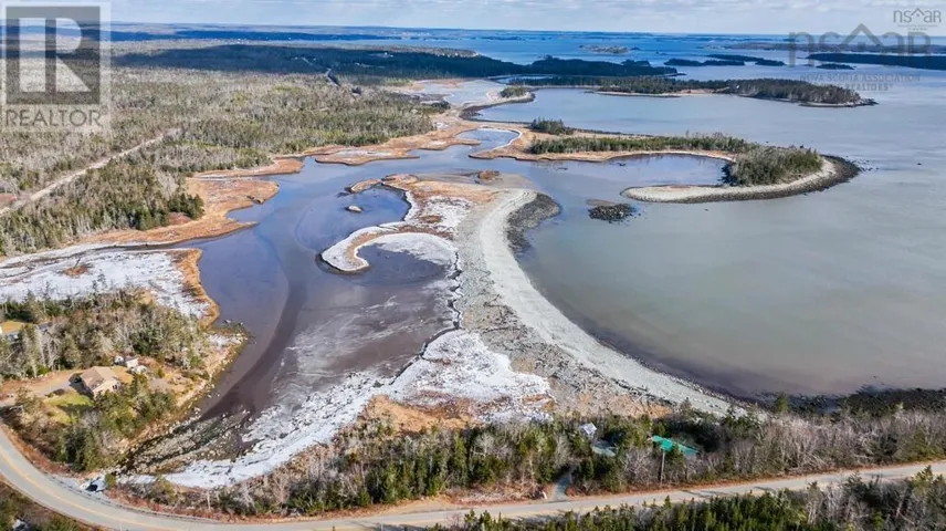 Lot 725 highway Highway, Owls Head Harbour, Nova Scotia B0J2L0