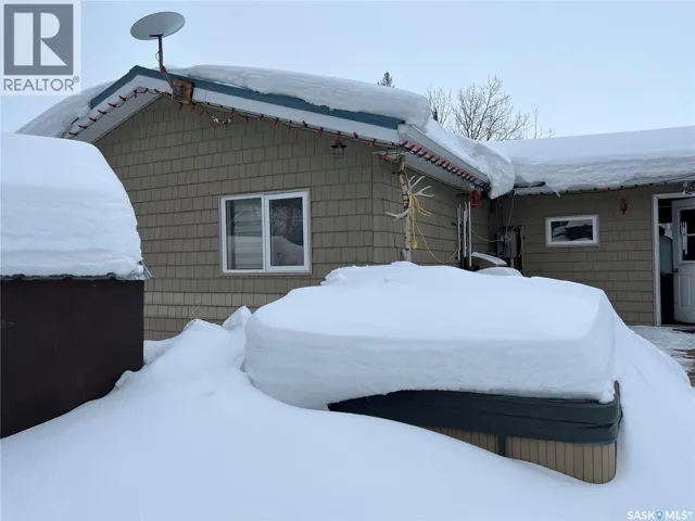 406 Lakeview AVENUE, Northern Admin District, Saskatchewan S0J1Z0