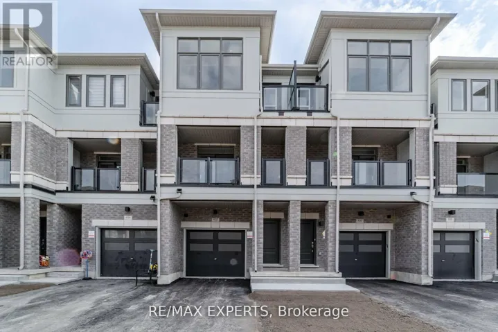 402 OKANAGAN PATH, Oshawa (Donevan), Ontario L1H0B1