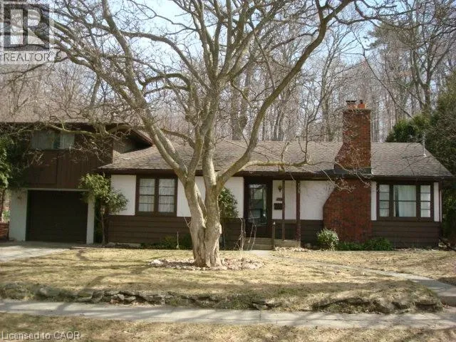 135 GLENFOREST Road, Cambridge, Ontario N3C1V6