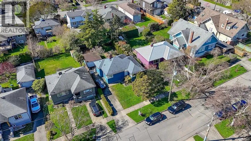 444 Stannard Ave, Victoria, British Columbia V8S3M5