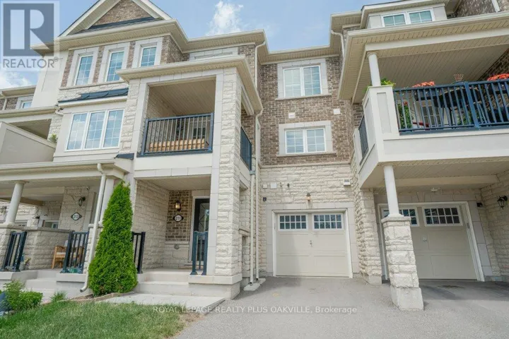 211 BETSY DRIVE, Oakville (GO Glenorchy), Ontario L6M0V1
